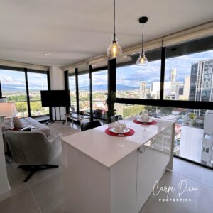 Alquiler Airbnb | 180 View SkyGarden